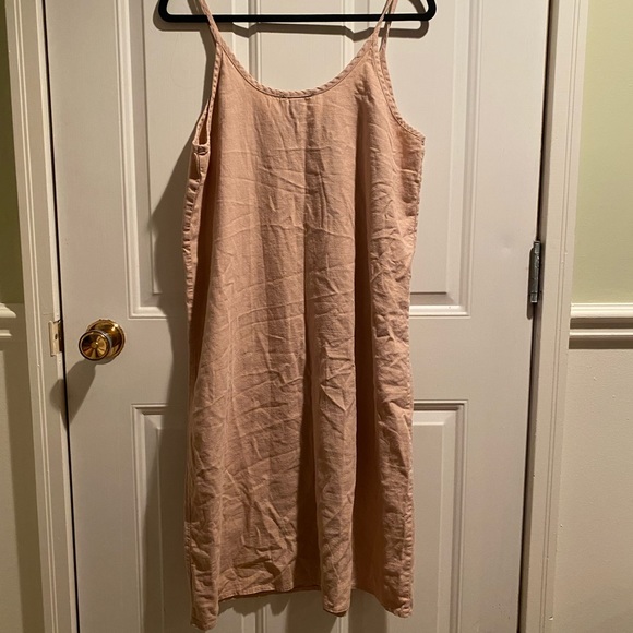 Beautiful Light Pink Spaghetti Strap Dress - Picture 5 of 6